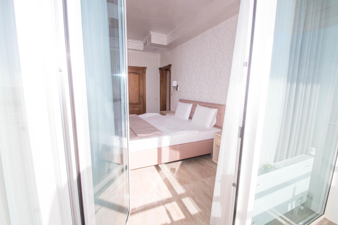 Hotel Cheluskintsev Gagra Eksteriør billede